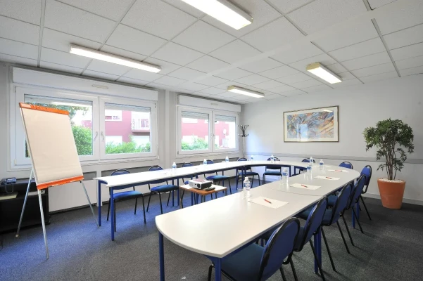 Salle de réunion  idéal pour votre activité professionnelle à Nantes