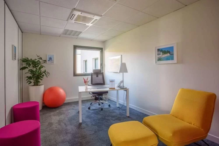 Bureau fermé  idéal pour votre activité professionnelle à Nantes