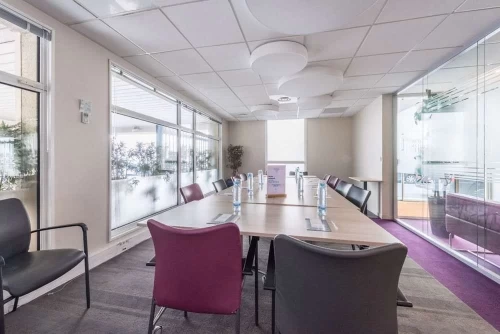 Bureau fermé  idéal pour votre activité professionnelle à Neuilly-sur-Seine