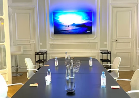 Bureau fermé  idéal pour votre activité professionnelle à Neuilly-sur-Seine