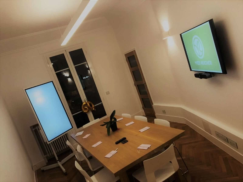 Salle de réunion  idéal pour votre activité professionnelle à Nice