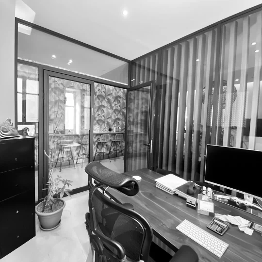 Bureau fermé  idéal pour votre activité professionnelle à Nice