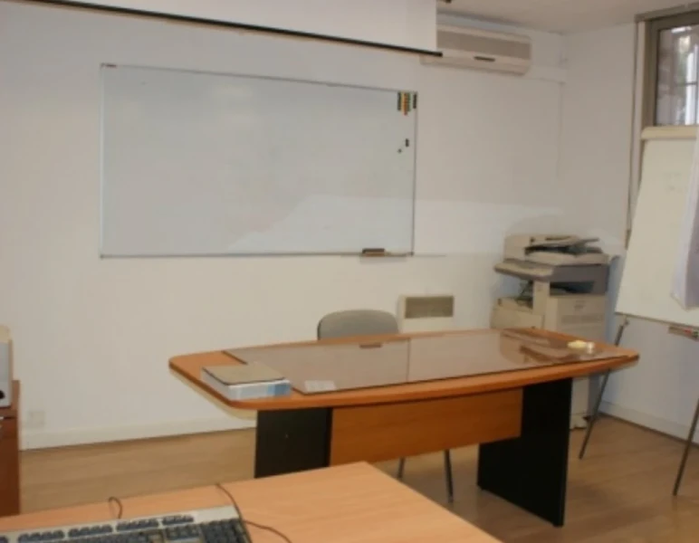 Bureau fermé  idéal pour votre activité professionnelle à Nice
