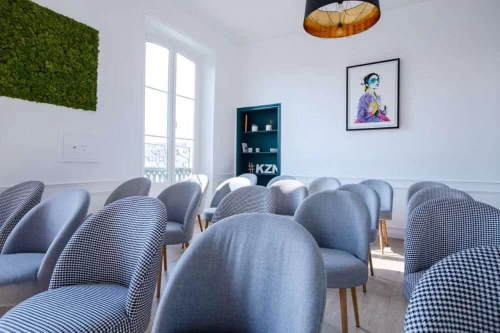 Salle de réunion  idéal pour votre activité professionnelle à Nice