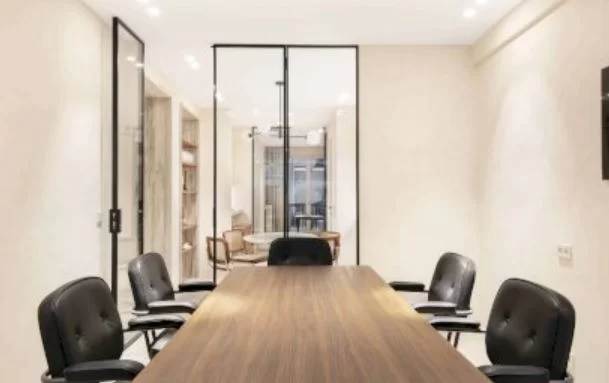 Bureau fermé  idéal pour votre activité professionnelle à Nice