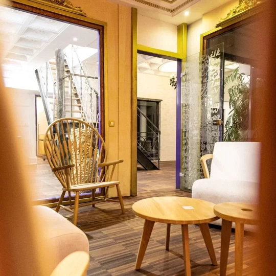 Salle de réunion  idéal pour votre activité professionnelle à Nice