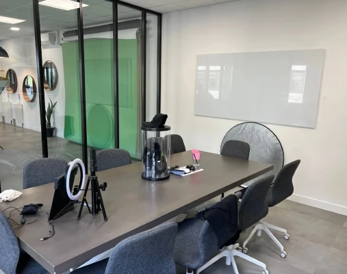 Bureau fermé  idéal pour votre activité professionnelle à Osny