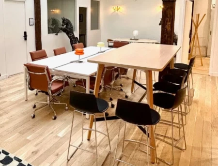 Bureau fermé  idéal pour votre activité professionnelle à Paris 10e Arrondissement