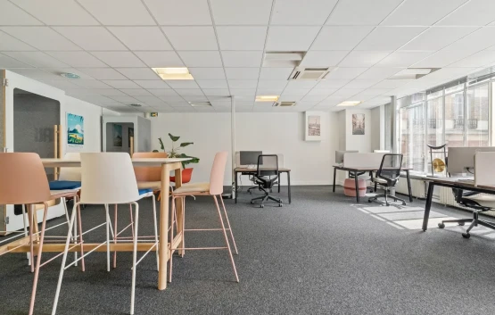 Bureau fermé  idéal pour votre activité professionnelle à Paris 10e Arrondissement