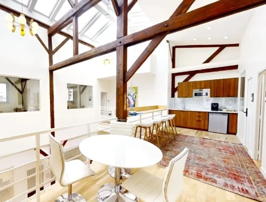 Bureau fermé  idéal pour votre activité professionnelle à Paris 10e Arrondissement