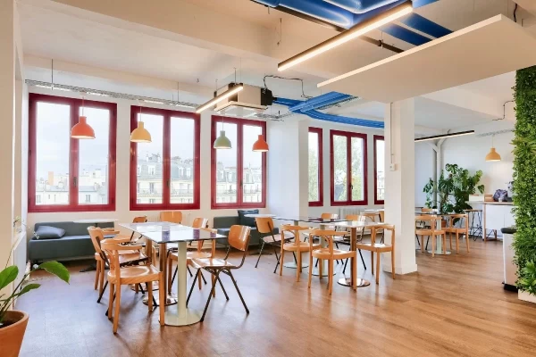 Plateau privé  idéal pour votre activité professionnelle à Paris 10e Arrondissement