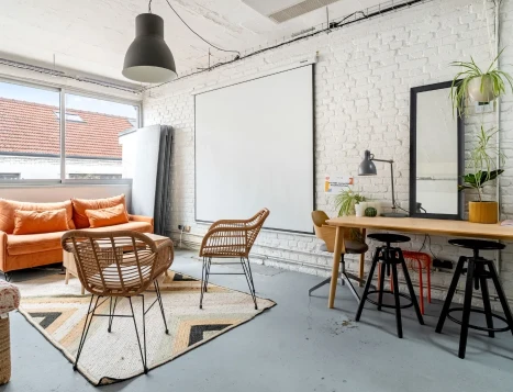 Bureau fermé  idéal pour votre activité professionnelle à Paris 11e Arrondissement