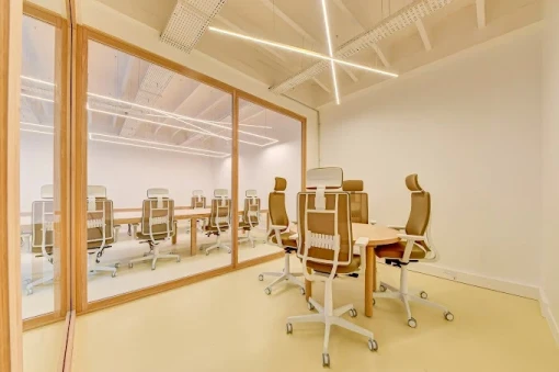 Plateau privé  idéal pour votre activité professionnelle à Paris 11e Arrondissement