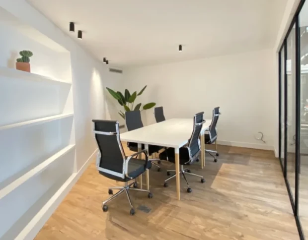 Plateau privé  idéal pour votre activité professionnelle à Paris 12e Arrondissement