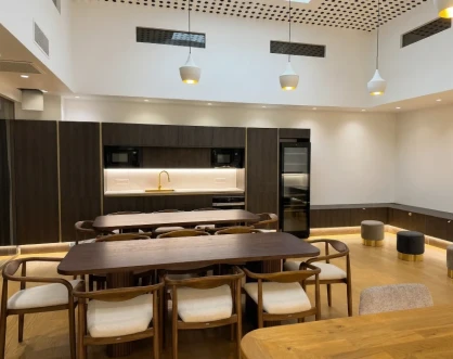 Plateau privé  idéal pour votre activité professionnelle à Paris 16e Arrondissement