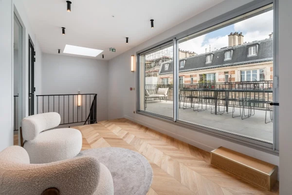 Bureau fermé  idéal pour votre activité professionnelle à Paris 16e Arrondissement