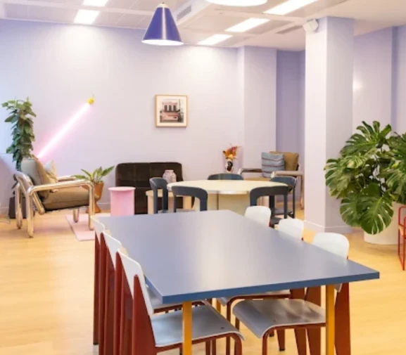 Bureau fermé  idéal pour votre activité professionnelle à Paris 17e Arrondissement