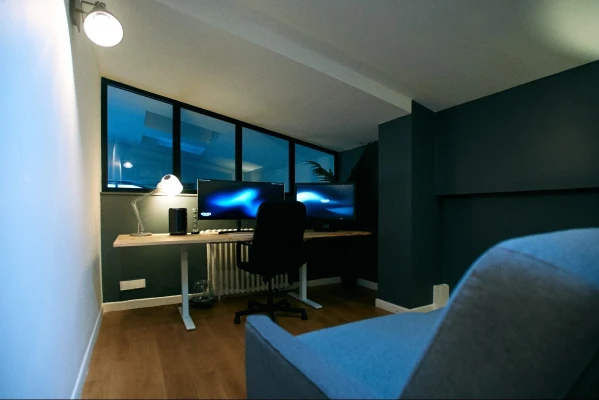 Bureau fermé  idéal pour votre activité professionnelle à Paris 18