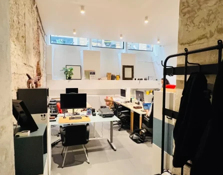Bureau fermé  idéal pour votre activité professionnelle à Paris 2