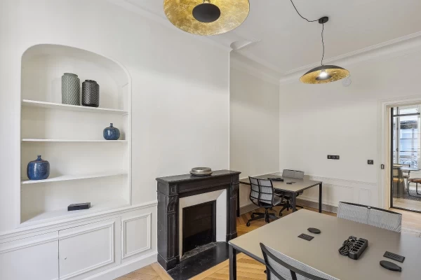 Plateau privé  idéal pour votre activité professionnelle à Paris 4e Arrondissement