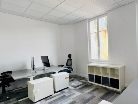 Bureau fermé  idéal pour votre activité professionnelle à Paris 8