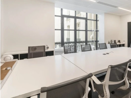 Plateau privé  idéal pour votre activité professionnelle à Paris 8e Arrondissement
