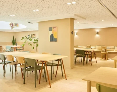 Bureau fermé  idéal pour votre activité professionnelle à Paris 8e Arrondissement