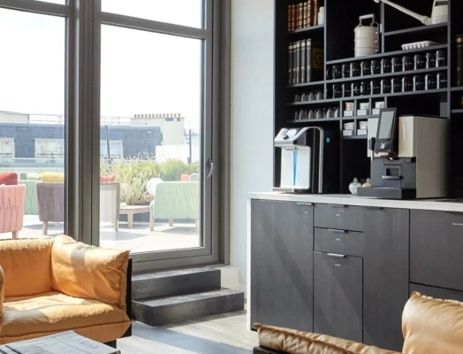 Bureau fermé  idéal pour votre activité professionnelle à Paris 8e Arrondissement