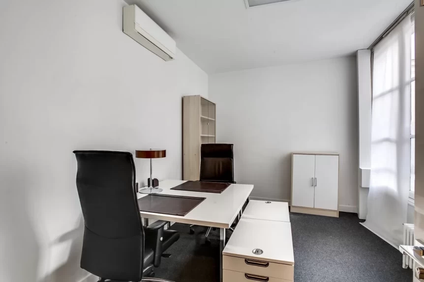 Bureau fermé  idéal pour votre activité professionnelle à Paris 8e Arrondissement