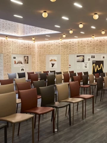 Plateau privé  idéal pour votre activité professionnelle à Paris 8e Arrondissement