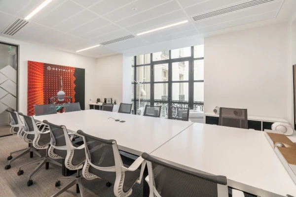 Plateau privé  idéal pour votre activité professionnelle à Paris 8e Arrondissement