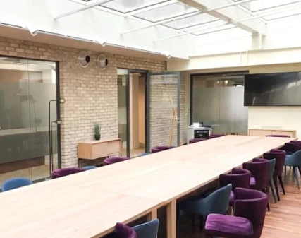 Plateau privé  idéal pour votre activité professionnelle à Paris 9e Arrondissement