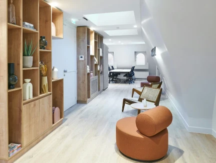 Plateau privé  idéal pour votre activité professionnelle à Paris 9e Arrondissement