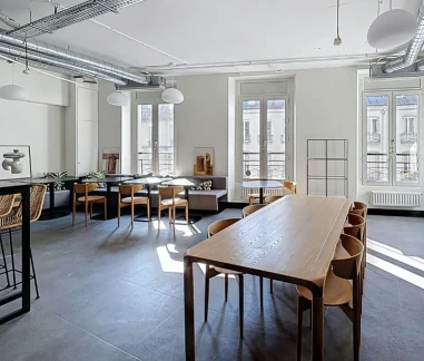 Plateau privé  idéal pour votre activité professionnelle à Paris 9e Arrondissement
