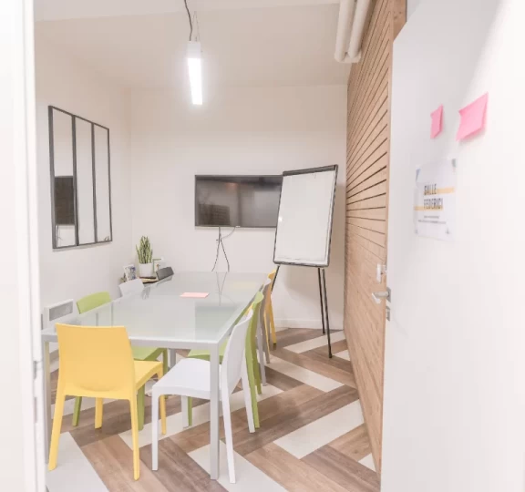 Salle de réunion  idéal pour votre activité professionnelle à Paris