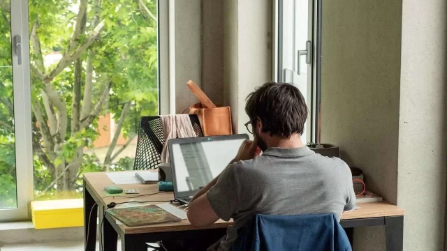 Bureau fermé  idéal pour votre activité professionnelle à Paris