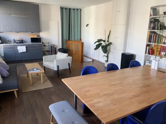 Bureau fermé  idéal pour votre activité professionnelle à Paris