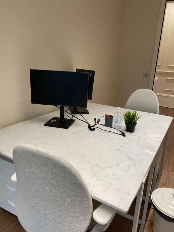 Bureau fermé  idéal pour votre activité professionnelle à Paris