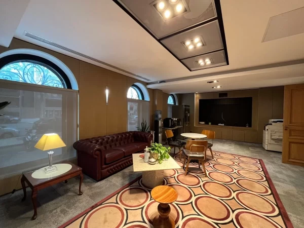 Plateau privé  idéal pour votre activité professionnelle à Paris 16