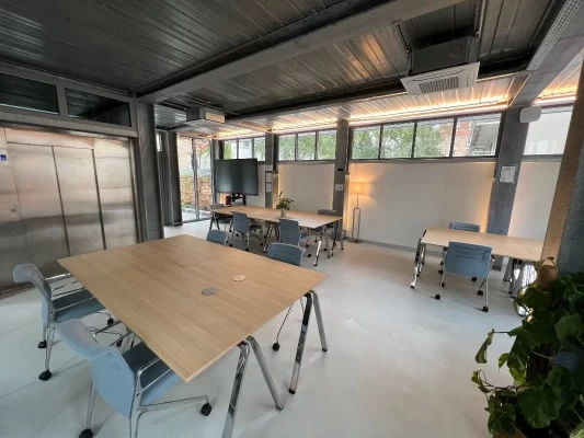 Bureau fermé  idéal pour votre activité professionnelle à Paris