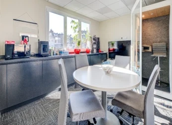 Bureau fermé  idéal pour votre activité professionnelle à Paris