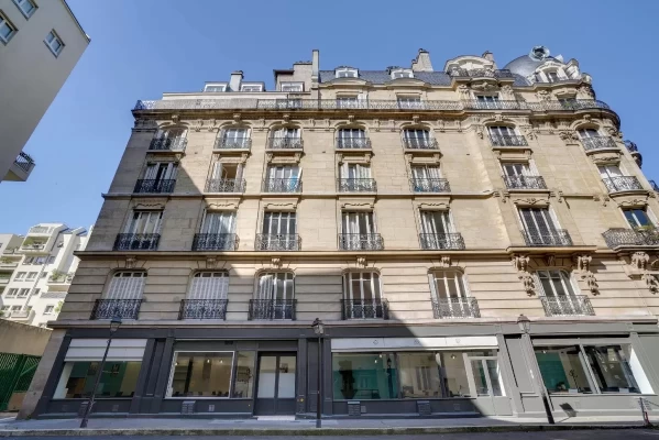 Bureau fermé  idéal pour votre activité professionnelle à Paris