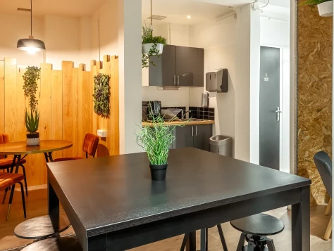Bureau fermé  idéal pour votre activité professionnelle à Paris