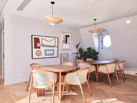 Bureau fermé  idéal pour votre activité professionnelle à Paris