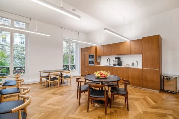 Bureau fermé  idéal pour votre activité professionnelle à Paris