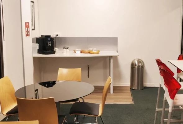 Bureau fermé  idéal pour votre activité professionnelle à Paris