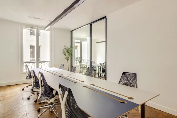 Bureau fermé  idéal pour votre activité professionnelle à Paris