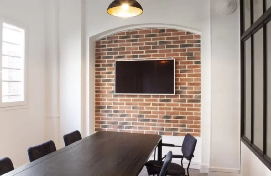 Plateau privé  idéal pour votre activité professionnelle à Paris 10e Arrondissement