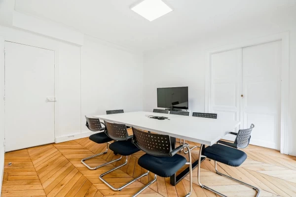 Bureau fermé  idéal pour votre activité professionnelle à Paris