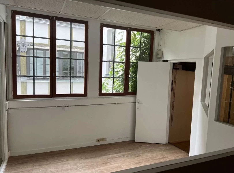 Bureau fermé  idéal pour votre activité professionnelle à Paris